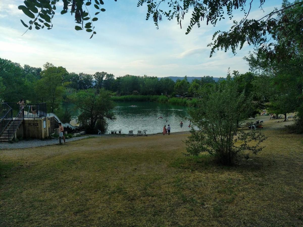 Camping Homair Domaine Des Iscles Mobil-Home Climatise La Roque-d'Antheron Extérieur photo
